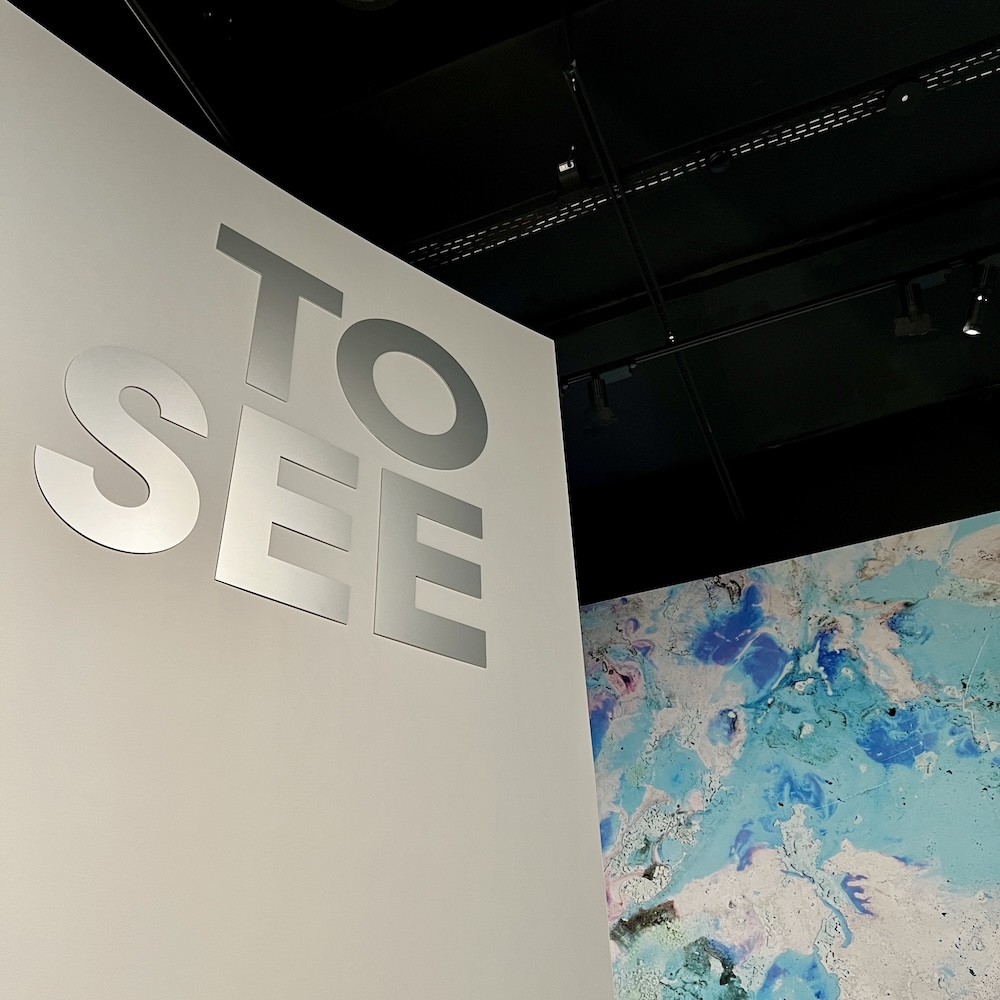 Photo d'exposition au Musée Élysée de la photographie, Lausanne. ©Slykell